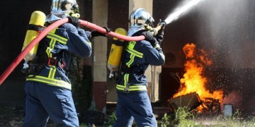 Φωτιά σε καταυλισμό Ρομά στον Αγ.Ιωάννη Ρέντη