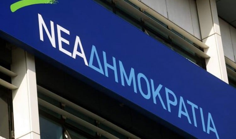 ΝΔ κατά Τσίπρα για το μεταναστευτικό