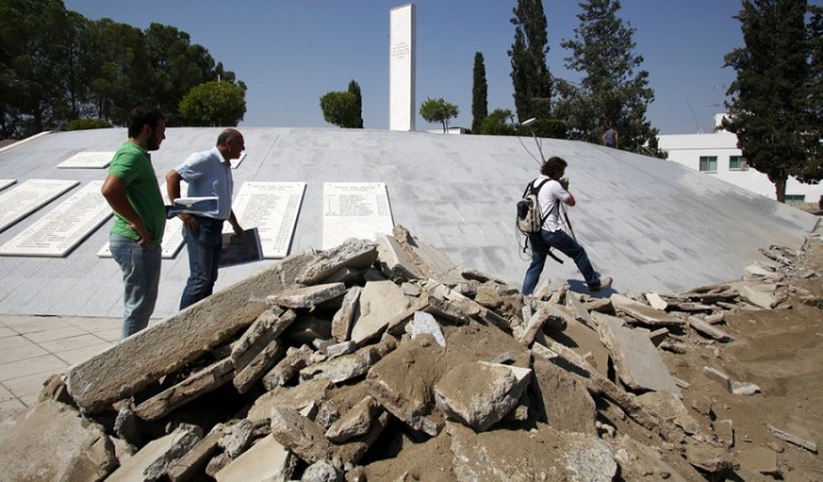 Εντοπίστηκε το φτερό του Noratlas στον Τύμβο Μακεδονίτισσας