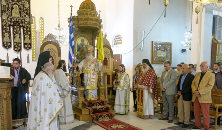 Αρχιερατική θεία λειτουργία στην Παναγία Σουμελά στο όρος Βέρμιο (φωτο)