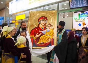 Πιστό αντίγραφο της εικόνας της Παναγίας Σουμελά έφθασε στο μακρινό Καζακστάν