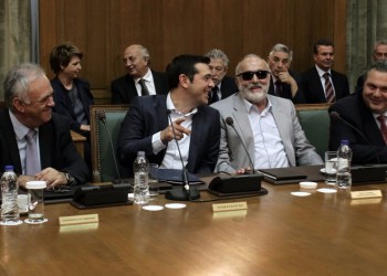 Πυρ ομαδόν από την αντιπολίτευση για την ομιλία Τσίπρα