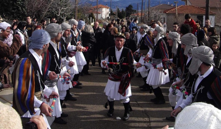 Το δρώμενο των Μωμόγερων  στην Κατερίνη - Cover Image