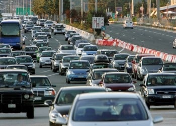 Μαζική φυγή των εκδρομέων του Πάσχα