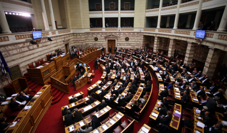 Κατατέθηκε το νέο ασφαλιστικό νομοσχέδιο