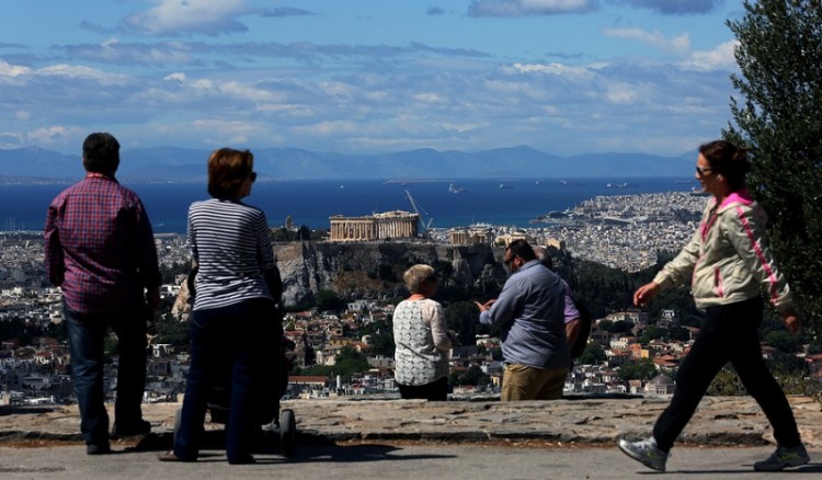 Πόσο ψήλωσαν οι Έλληνες σε έναν αιώνα