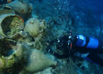 Στους Φούρνους μία από τις πλουσιότερες σε ναυάγια θάλασσες της Μεσογείου (φωτο)