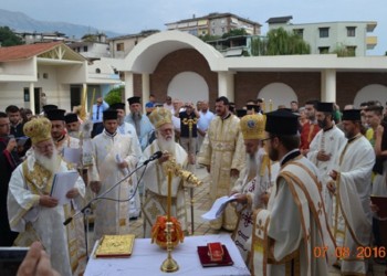 Εγκαινιάστηκε ο νέος καθεδρικός ναός στο Αργυρόκαστρο