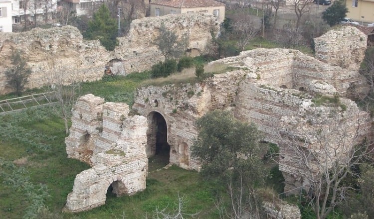 Οι ανασκαφές στην Εκκλησία των Παλατιών της Σινώπης Πόντου (φωτο)