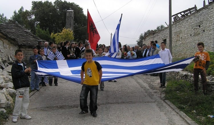 Με άταφους ακόμα τους νεκρούς του Έπους του ’40, εκδηλώσεις για την 28η Οκτωβρίου στις μειονοτικές περιοχές της Αλβανίας