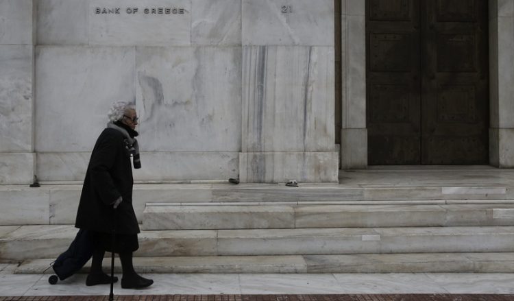 Ρεκόρ φορολόγησης στην Ελλάδα αποκαλύπτει έκθεση του ΟΟΣΑ