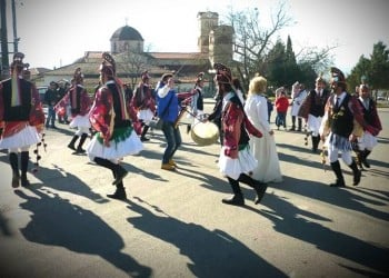 Μωμόγεροι από τον Άγιο Δημήτριο Κοζάνης στα Γρεβενά - Cover Image