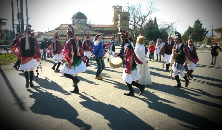 Μωμόγεροι από τον Άγιο Δημήτριο Κοζάνης στα Γρεβενά - Cover Image