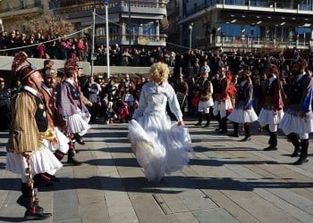 Στην Κοζάνη, οι Μωμόγεροι δεν θα αφήσουν κανέναν ήσυχο! - Cover Image