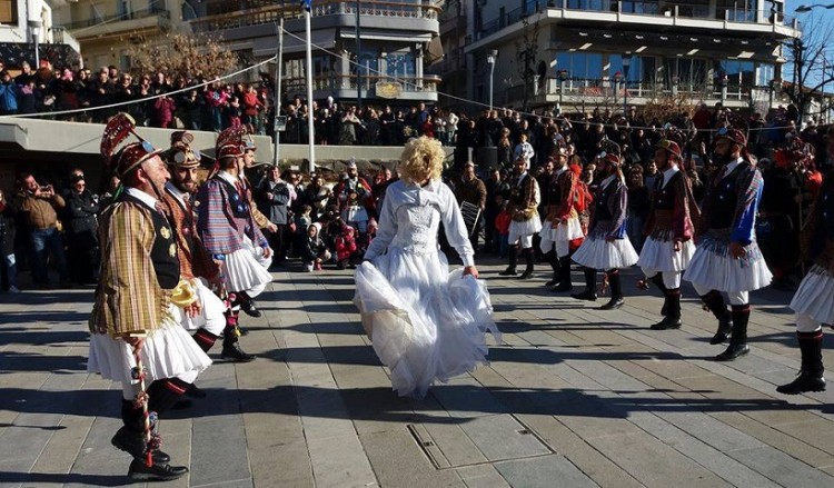 Στην Κοζάνη, οι Μωμόγεροι δεν θα αφήσουν κανέναν ήσυχο! - Cover Image