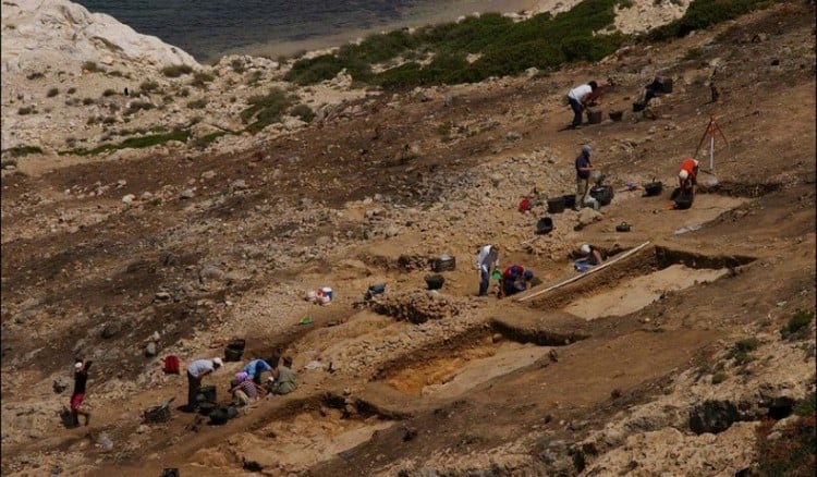 Κέρος και Δασκαλιό ενώνονταν με αρχαία σκάλα πάνω από το Αιγαίο