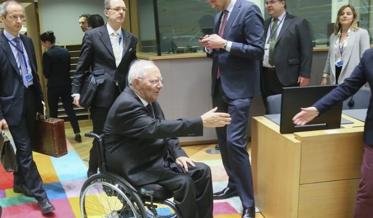 Σκηνικό απόλυτης εμπλοκής μετά το Eurogroup