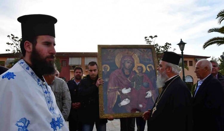 Στη Νέα Κίο επέστρεψε η θαυματουργή εικόνα της Παναγίας Τριχερούσας