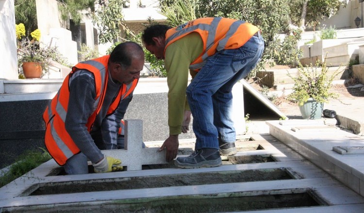 Ξεκίνησε η εκταφή των πεσόντων της ακταιωρού «Φαέθων» στην Κύπρο