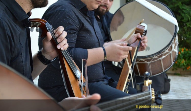 Κρήτη-Πόντος, το μεγάλο μουσικοχορευτικό αντάμωμα στο Θέατρο Βράχων