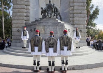 Οι Εύζωνες της Προεδρικής Φρουράς πρωταγωνιστές σε έκθεση στην Αυστραλία