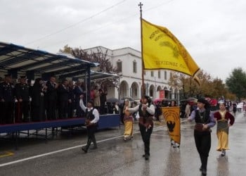 Ποντιακή βραδιά με τον Αλέξη Παρχαρίδη από τον «Εύξεινο Πόντο» Κομοτηνής - Cover Image