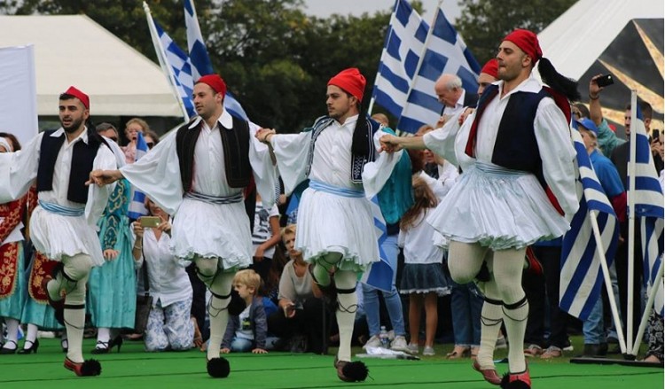 Σχολείο στη Νότια Αφρική τίμησε τους ήρωες του 1821 – Συγκίνηση στον εορτασμό της 25ης Μαρτίου (φωτο, βίντεο)