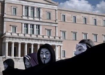 «Πόλεμος» Ελλήνων και Τούρκων χάκερ: Οι Anonymous Greece χτύπησαν τουρκικό κανάλι