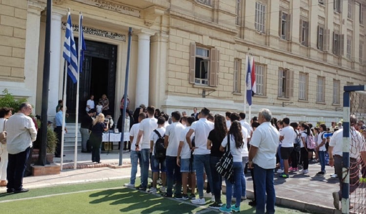 Τελέστηκε αγιασμός στα αμιγώς ελληνικά σχολεία στο Κάιρο – Αριθμούν 120 μαθητές