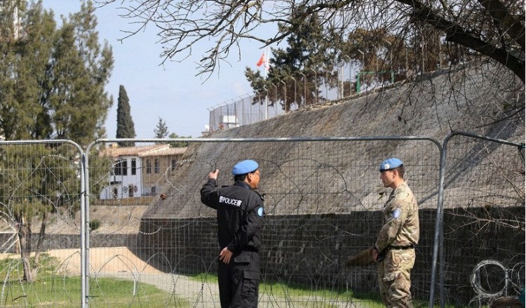 Ένταση μεταξύ Ελληνοκύπριων γεωργών και Τούρκων στρατιωτών