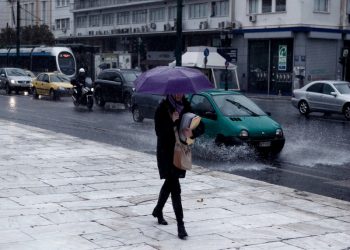 Βροχερός καιρός και σήμερα – Μικρή βελτίωση στη δυτική Ελλάδα