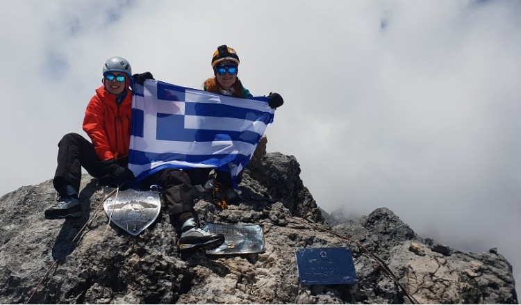 Βανέσα Αρχοντίδου και Χριστίνα Φλαμπούρη ετοιμάζονται να κατακτήσουν το Έβερεστ