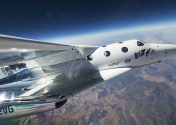 Virgin Galactic: Το πυραυλοκίνητο αεροπλάνο της πέταξε στα σύνορα του διαστήματος