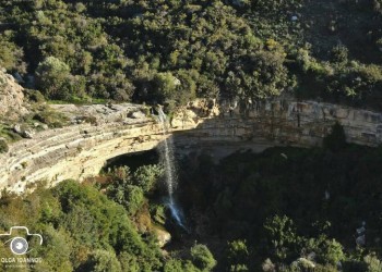 Ένας υπέροχος κρεμαστός καταρράκτης στη Λεμεσό της Κύπρου!