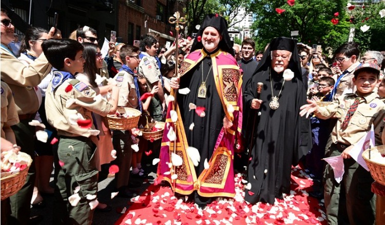 Ο Αρχιεπίσκοπος Αμερικής και η ομογένεια στηρίζουν τον Παναγιώτη-Ραφαήλ