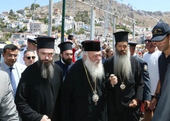 Στην Ύδρα ο Αρχιεπίσκοπος Ιερώνυμος για τη γιορτή της Κοιμήσεως της Θεοτόκου