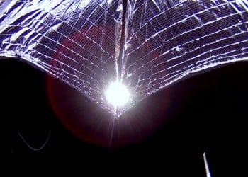 LightSail-2: Το ηλιακό ιστιοφόρο κινείται με το φως του Ήλιου γύρω από τη Γη