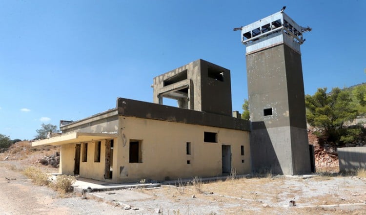 Ο Ασπρόπυργος χρειάζεται σχολεία, όχι φυλακές