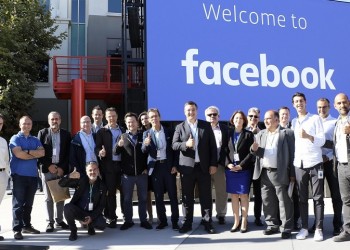 Τζιτζικώστας καλεί Facebook: Φτιάξτε γραφεία και στη Θεσσαλονίκη! (φωτο)