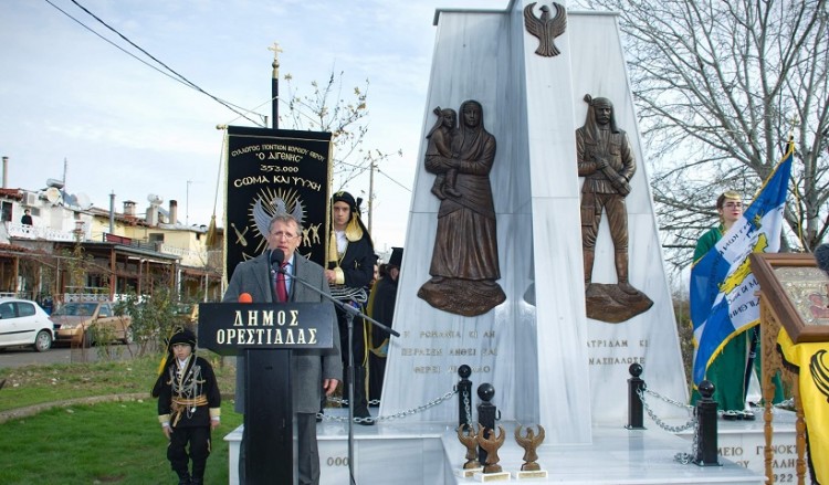 Γιώργος Κικώτης: Ο γλύπτης που έχει κατασκευάσει δεκάδες μνημεία για τον ποντιακό ελληνισμό και τη Γενοκτονία των Ποντίων