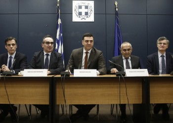 Κικίλιας: Ετοιμάζονται 1.018 εμβολιαστικά κέντρα