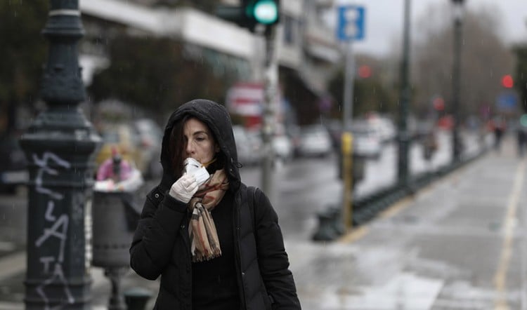 Βελτιώνεται η θέση της Ελλάδας στον παγκόσμιο «χάρτη» του κορονοϊού