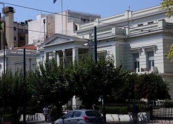 Το υπουργείο Εξωτερικών καταδικάζει τις επιθέσεις εναντίον στόχων εντός Σαουδικής Αραβίας 2