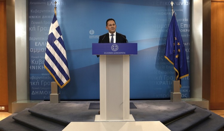 Πέτσας: Πρόταση για απαγόρευση πανηγυριών - μαζικών εκδηλώσεων έως τα τέλη Ιουλίου