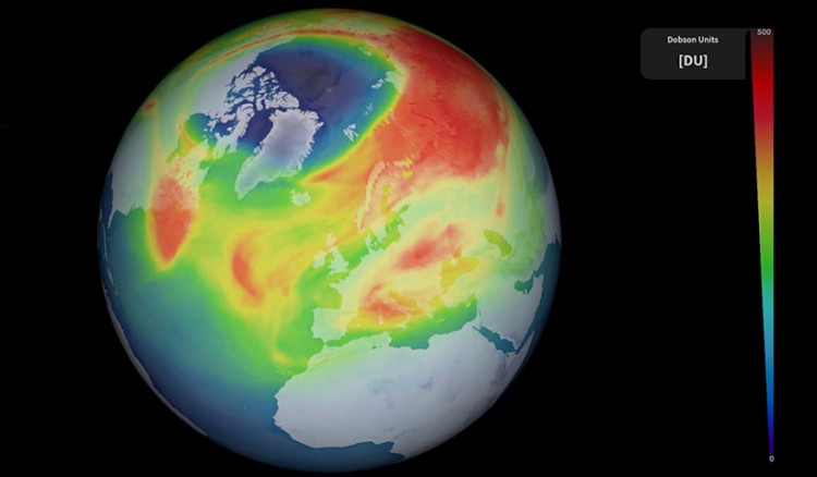 Μια ασυνήθιστη μίνι-τρύπα του όζοντος έχει ανοίξει πάνω από την Αρκτική