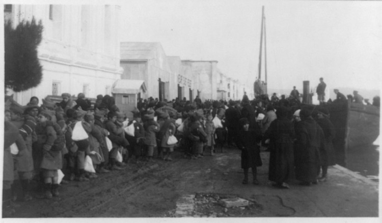 «Οι Πόντιοι εζήτησαν τη ζωήν και έλαβον το θάνατον» – Ο φορτισμένος λόγος του Ιασονίδη, το 1922