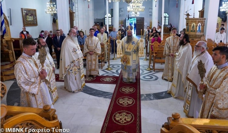 22ο Συναπάντημα Νεολαίας Ποντιακών Σωματείων: Ο μητροπολίτης Κίτρους Γεώργιος λειτούργησε στην Παναγία Σουμελά