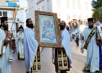 Στο ΦΕΚ η απόφαση για αναστολή λιτανειών