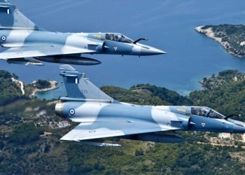 Ελληνικά F-16 συνοδεύουν αμερικανικά βομβαρδιστικά B-52, στο πλαίσιο της επιχείρηση «Hook» (φωτ. αρχείου: geetha.mil.gr)