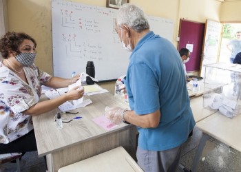 Τελικά αποτελέσματα των «εκλογών» στα Κατεχόμενα – Επεισόδια στο οδόφραγμα της Δερύνειας